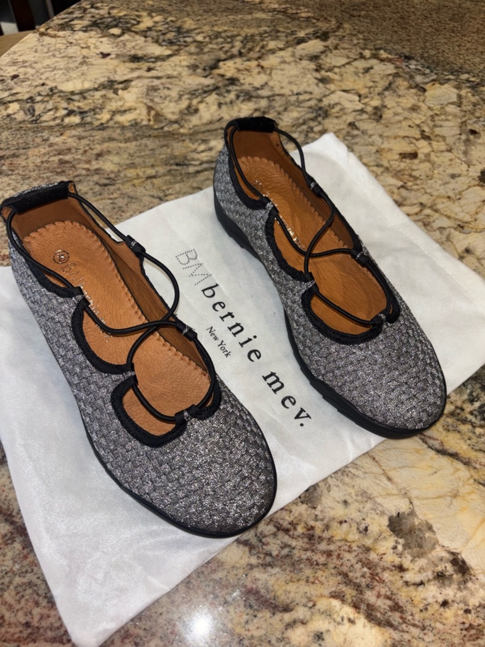 Bernie Mev sz 40 NEW